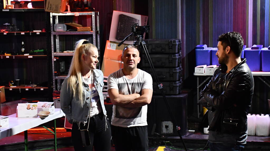 Das Team des Pacha (v.l.: Sonja Büchlein, Muharrem Muhaxheri, Roman Lehmann) trotzt der Pandemie mit digitalen Events. Foto: Elisabeth Röhl.